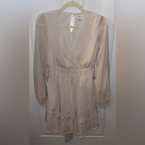 Jasper Sz.small Ivory Mini Dress with Layered Skirt, long sleeves, NWOT